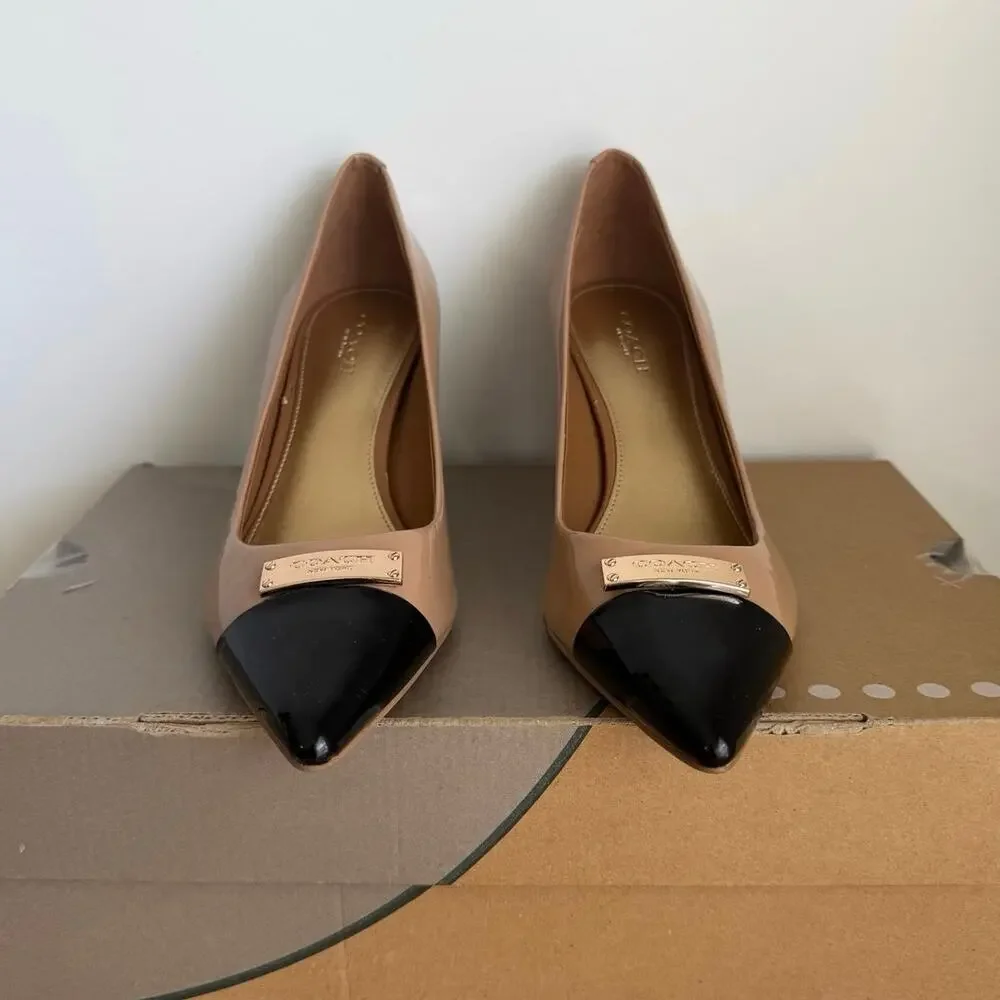 COACH Zan Patent Leather ‘Tapioca/Black’ Women Pointed Toe Heels- SZ 7
